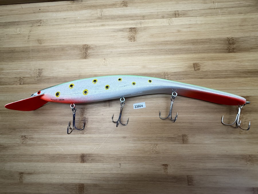 Wobbler, Turus Ukko, Handmade in Finland, Turus Ukko gemarkt, rot/silber/grün/schwarz, 40cm, 223g, ungefischt