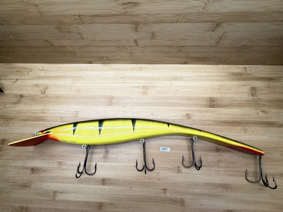 Wobbler, Turus Ukko, Handmade in Finland, Turus Ukko gemarkt, Tiger,  rot/gelb/schwarz, 60cm, 486g, ungefischt
